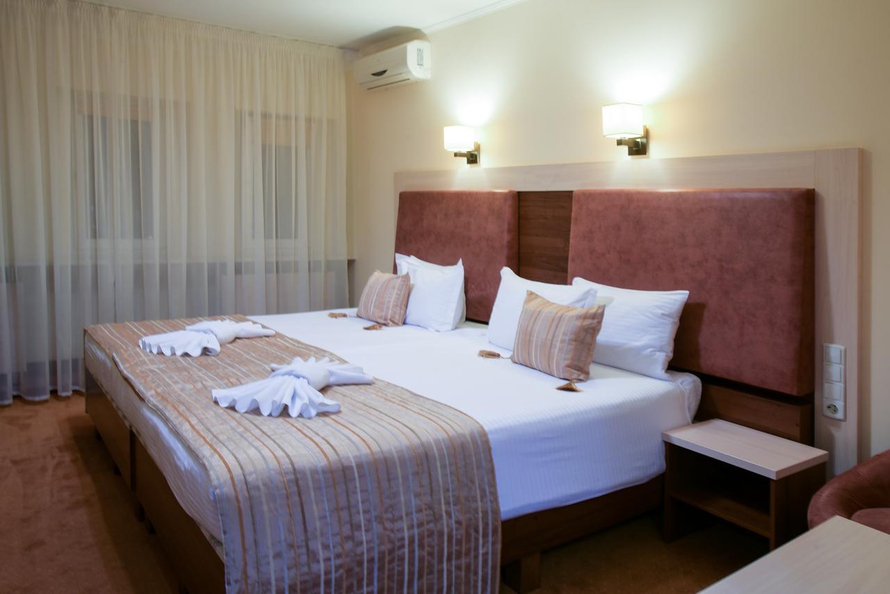 7 Sky Hotel Klinicheskaya Street キエフ エクステリア 写真