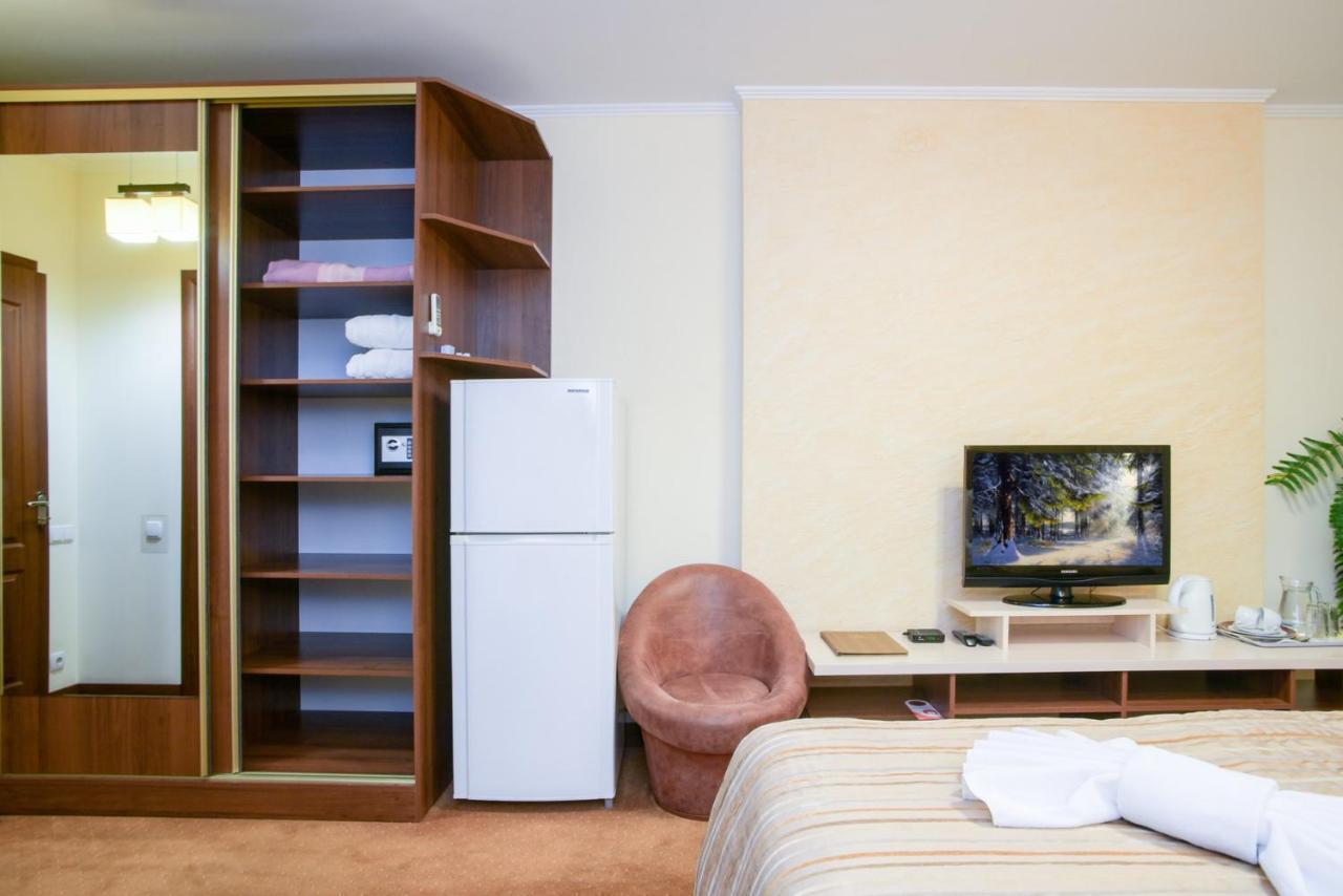 7 Sky Hotel Klinicheskaya Street キエフ エクステリア 写真